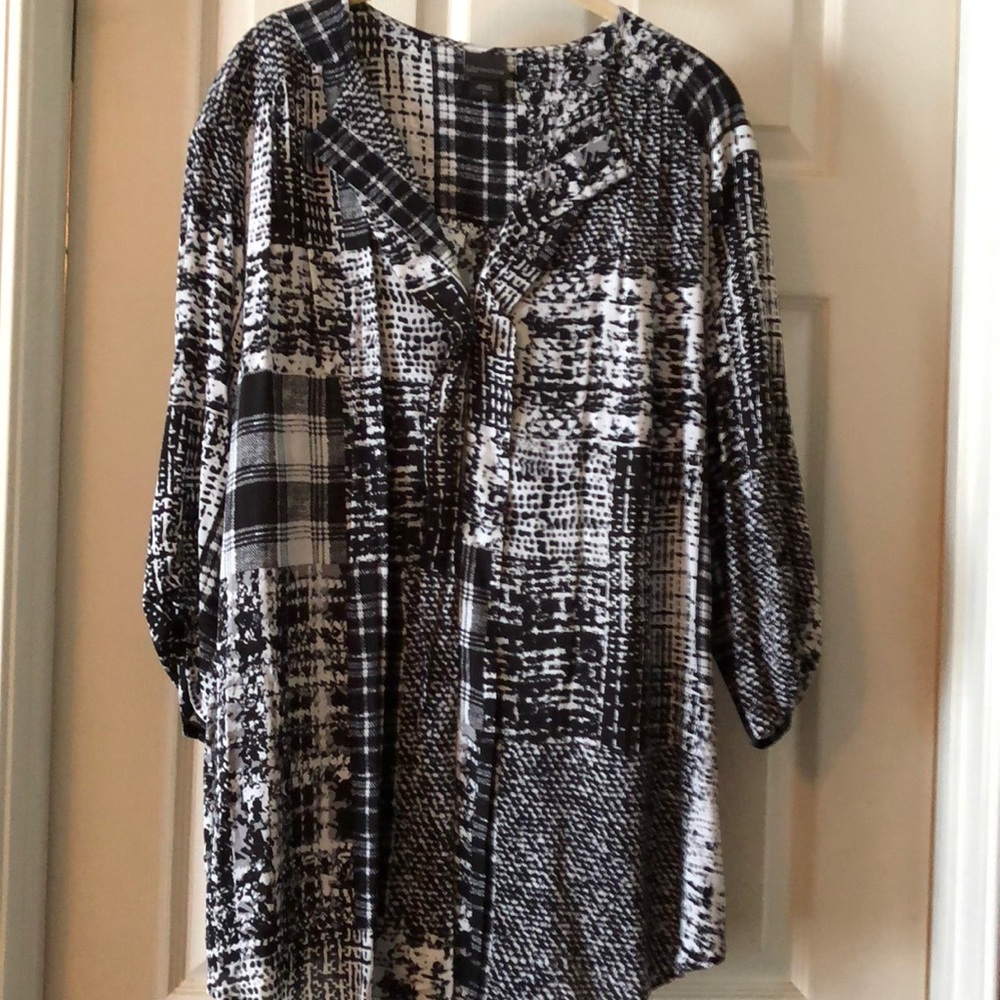 *2 for $10.00 / Ladies’ Abstract Print Button Down Blouse